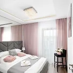 Crystal Luxury Rakowicka 20h *
