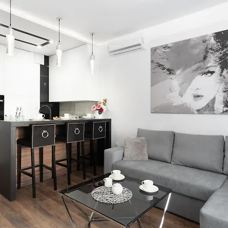 Apartment Crystal Luxury Rakowicka 20h Krakow