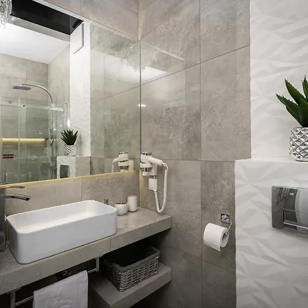 Apartment Crystal Luxury Rakowicka 20h *